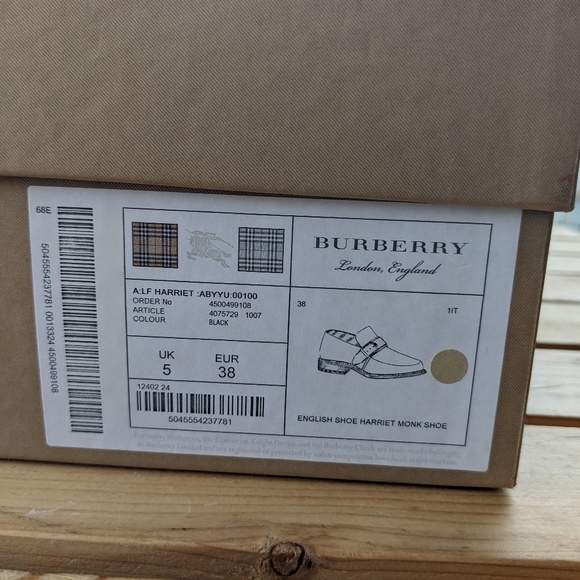 Burberry English Harriet Loafers - Picture 11 of 14